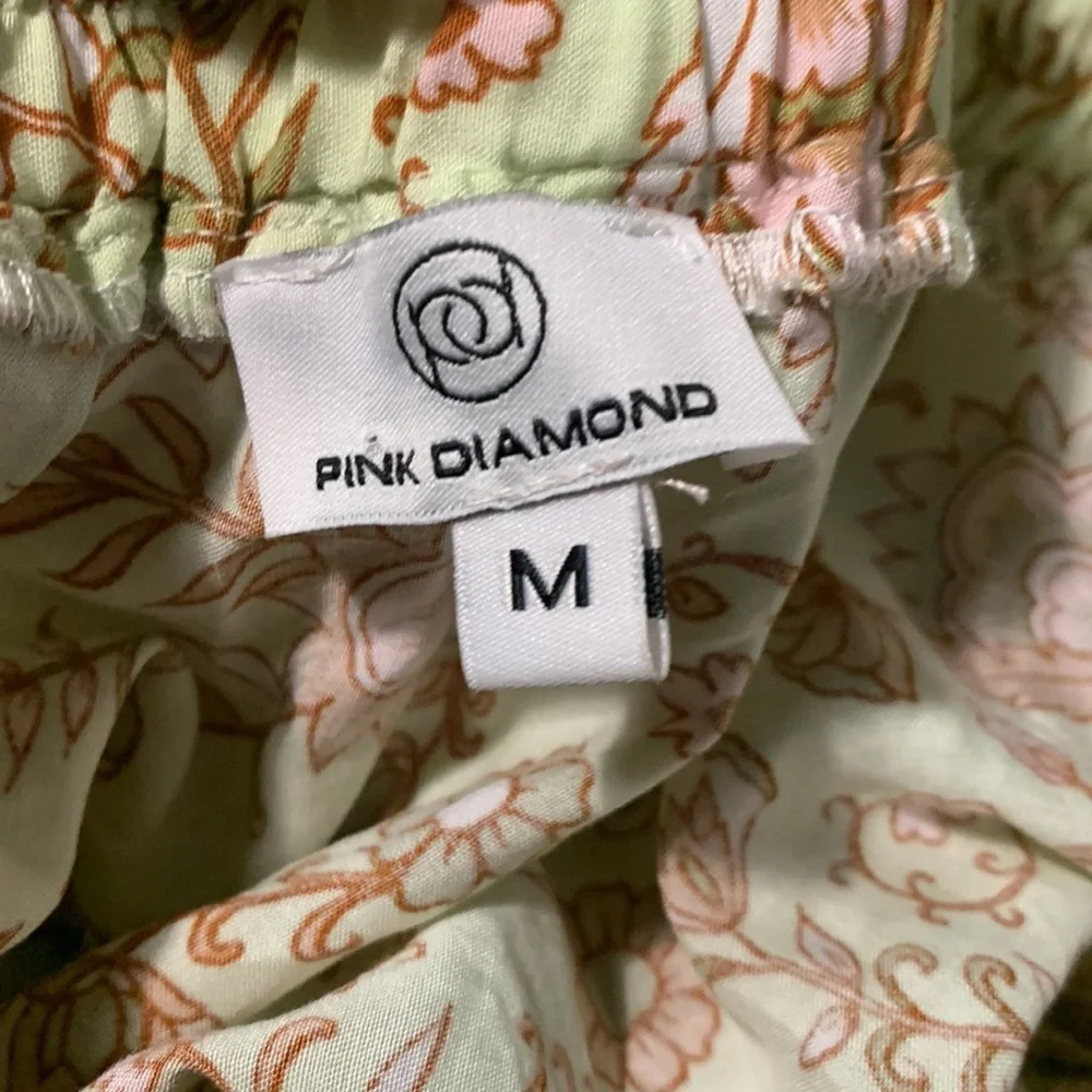 Pink diamond tiered mini skirt , elastic waist , paisley print - Picture 4 of 5